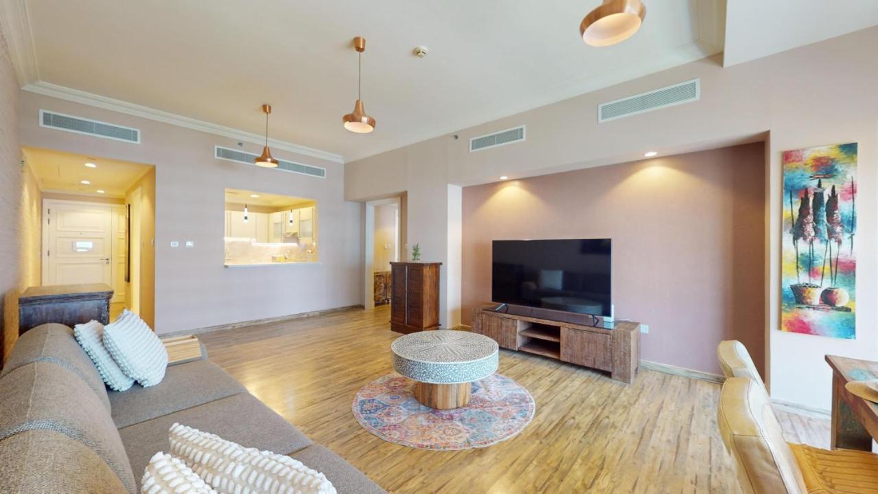 Golden Mile 1 - Contemporary One Bedroom Appartement