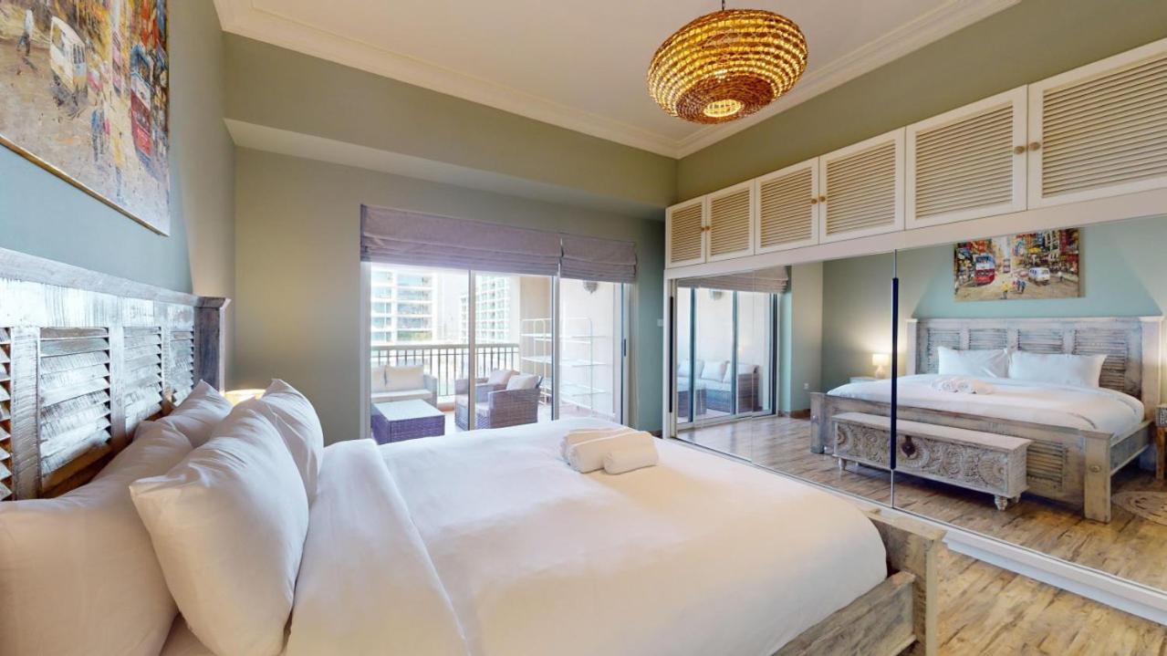 Golden Mile 1 - Contemporary One Bedroom * Dubai